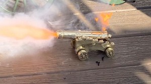 Vintage Bronze Valley Cannon Works Black Powder Signal Cannon 5 1/4" Barrel