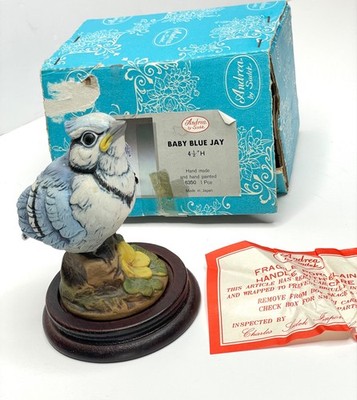 ANDREA BY SADEK BABY BLUE JAY PORCELAIN BIRD FIGURINE WOOD BASE & BOX JAPAN 4.5 