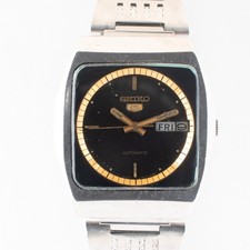 Vintage Seiko 5 Auto 6309-6200 Square Case Black Dial Gold Accents 1983 Watch