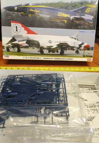 Hasegawa 1:72 F-4E/J Phantom II American Aerobatics Combo Limited Edition Open B - Bild 8 von 12