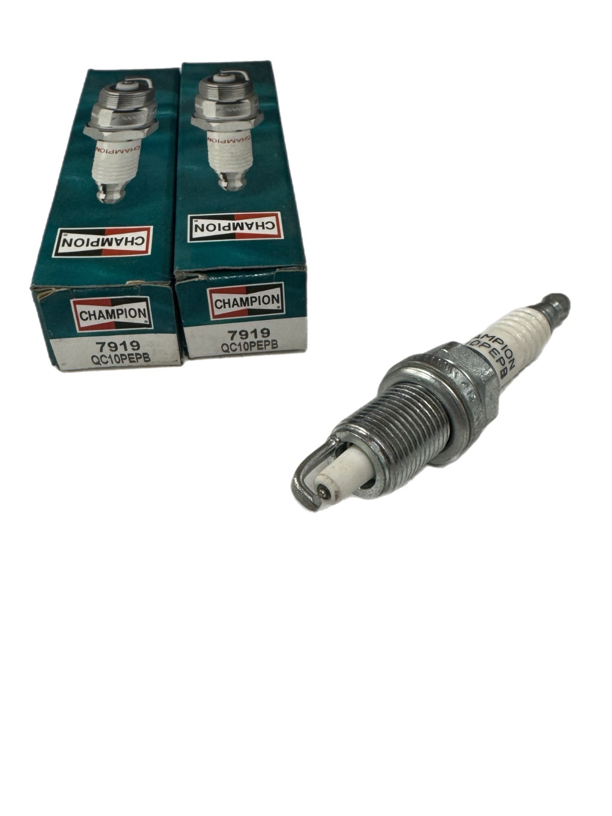 Champion  Marine Spark Plug  7919 QC10PEPB   Lot of 2
