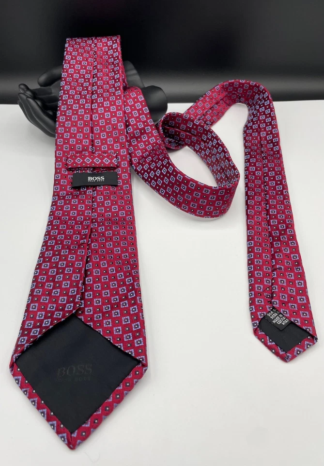 Corbata 100 % seda para hombre BOSS Hugo Boss ~ roja ~ floral geométrica ~ ¡Hecha en Italia! Foto 3 de 4