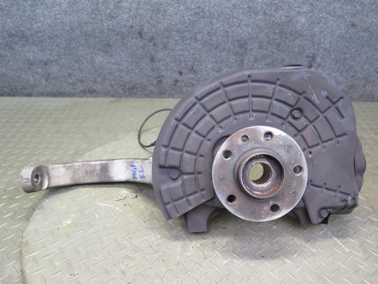 14-17 MASERATI GHIBLI M157 SQ4 AWD FRONT LEFT SIDE SPINDLE KNUCKLE WHEEL HUB