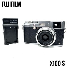 FUJIFILM X100S Silver Digital Camera High Quality Compact APS-C Sensor