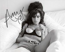 Amy Winehouse Signed 8" x 6" Photo