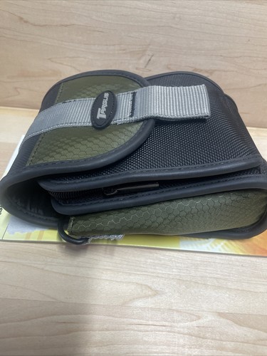Targus Large Camera Case Fits Most Digital, APS & Standard Cameras NWT - Picture 6 of 7