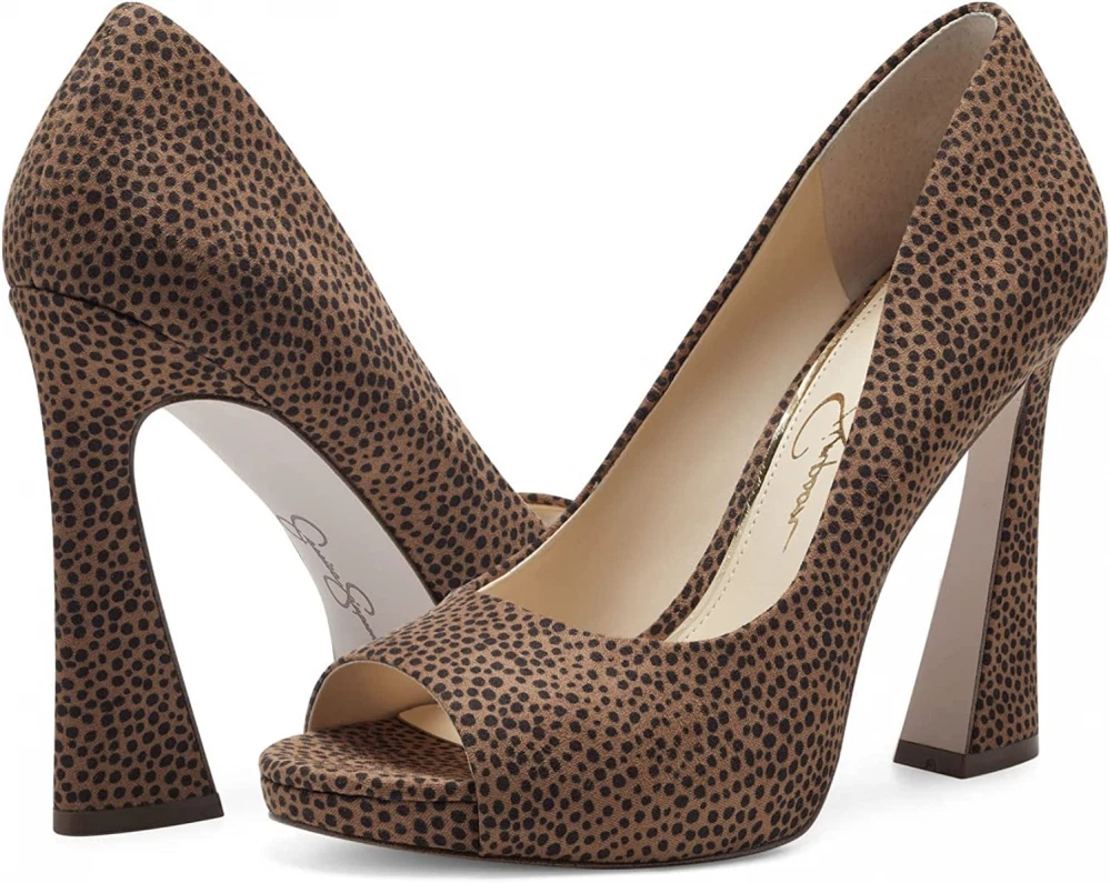 Jessica Simpson Women s Felliey Peep Toe Pump