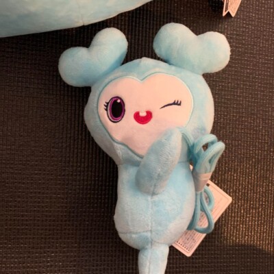 TWICE GIGOコラボ ナヨン セット TWICE GIGO Set 3 NAVELY NAYEON lovely Plush cushion & Backpack