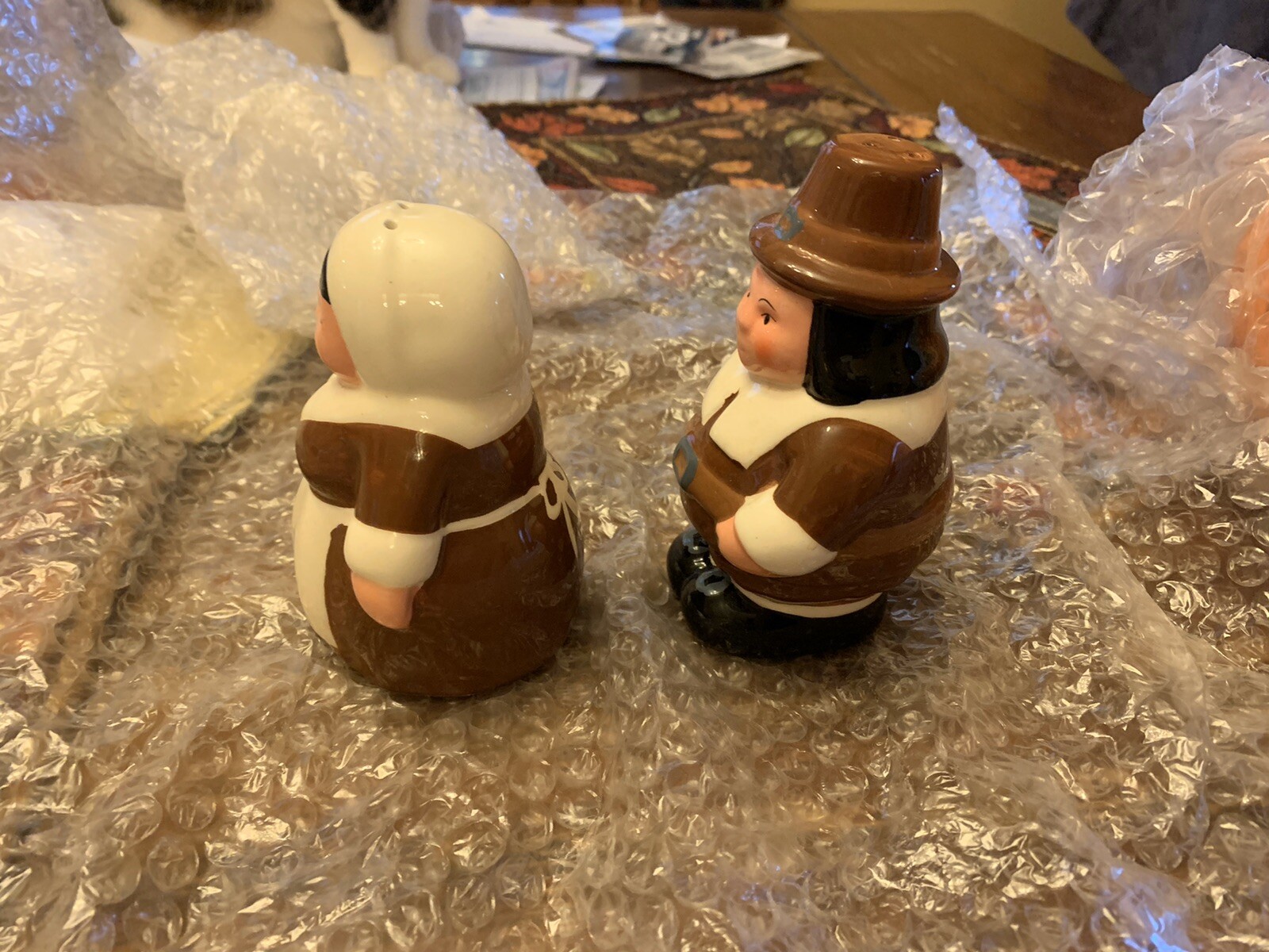 Publix 2003 Thanksgiving Pilgrims Salt & Pepper Shaker Set Pair Fall