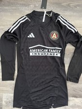 Sports Jerseys Holiday Buying Guide 14