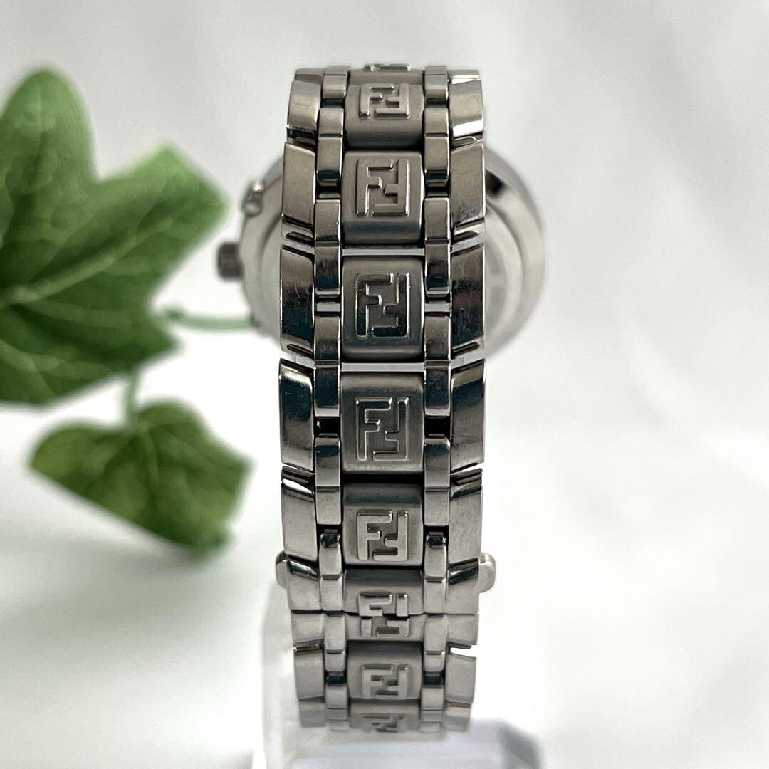 FENDI OROLOGI 4500L ZUCCA Chronograph Black Dial Silver FENDI OROLOGI 4500L ZUCCA Chronograph Black Dial Silver
