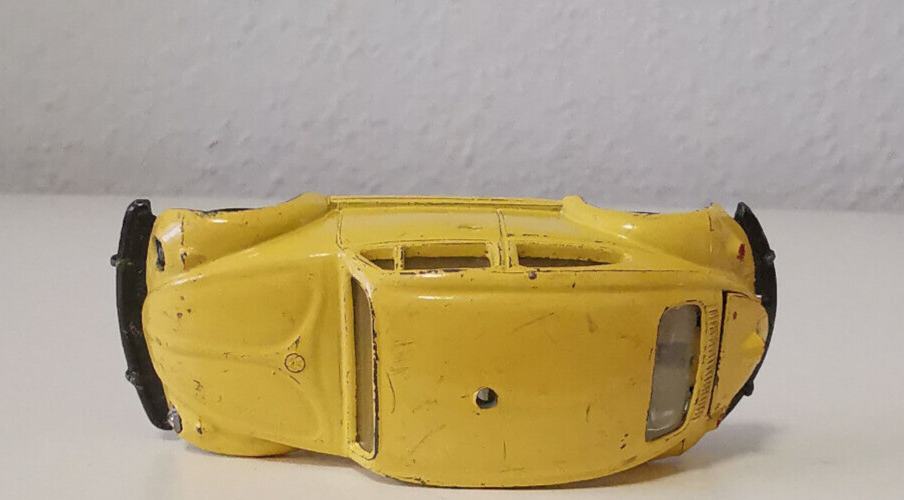 ミニカー SIKU V231 VW1200 Bundespost
Peilwagen Siku V 230 / V231 - VW 1200 Käfer Bundestpost Peilwagen ohne