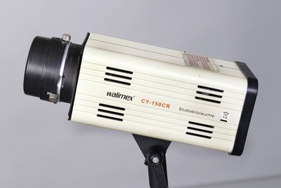 Professioneller Studioblitz  Walimex CY-150CR  Stufenlose Einstellung