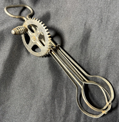 Vintage EKCO A&J USA Hand Crank Egg Beater Gear Driven Whisk 10 Inch