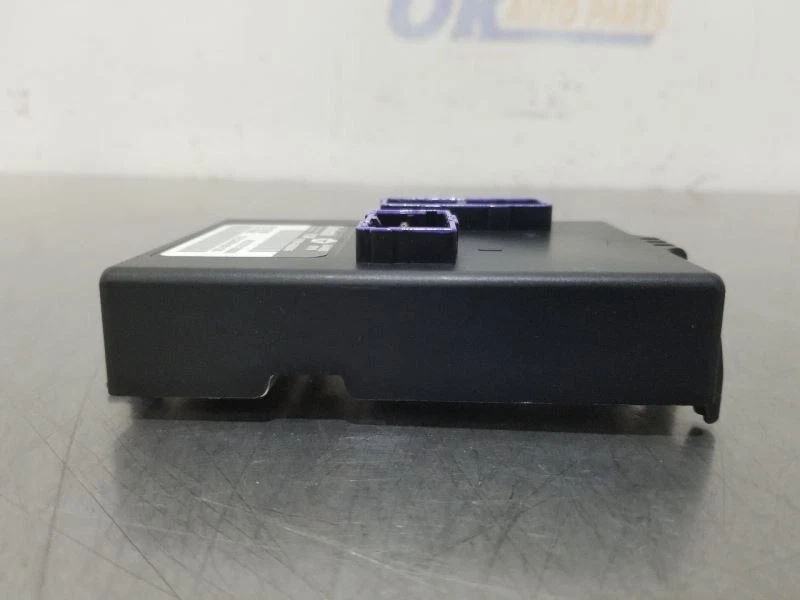 Jeep Grand Cherokee 19 2019 módulo de control de puerta levadiza 68140669af Foto 4 de 4