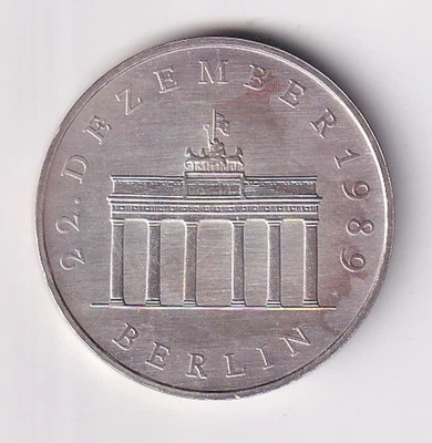 DDR 20 Mark 1990 Brandenburger Tor 999er SILBER 18 gramm - Bild 1 von 2