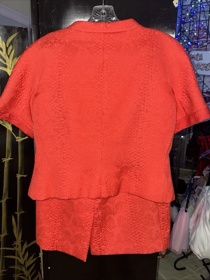 Vintage Oscar De La Renta skirt suit “Jackie- O Trump approved” size M - Image 3 of 4