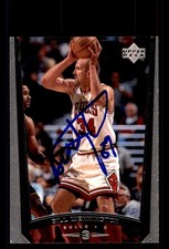 Signed Basketball Card Auto Bill Wennington 1998-99 Upper Deck #248 Bulls