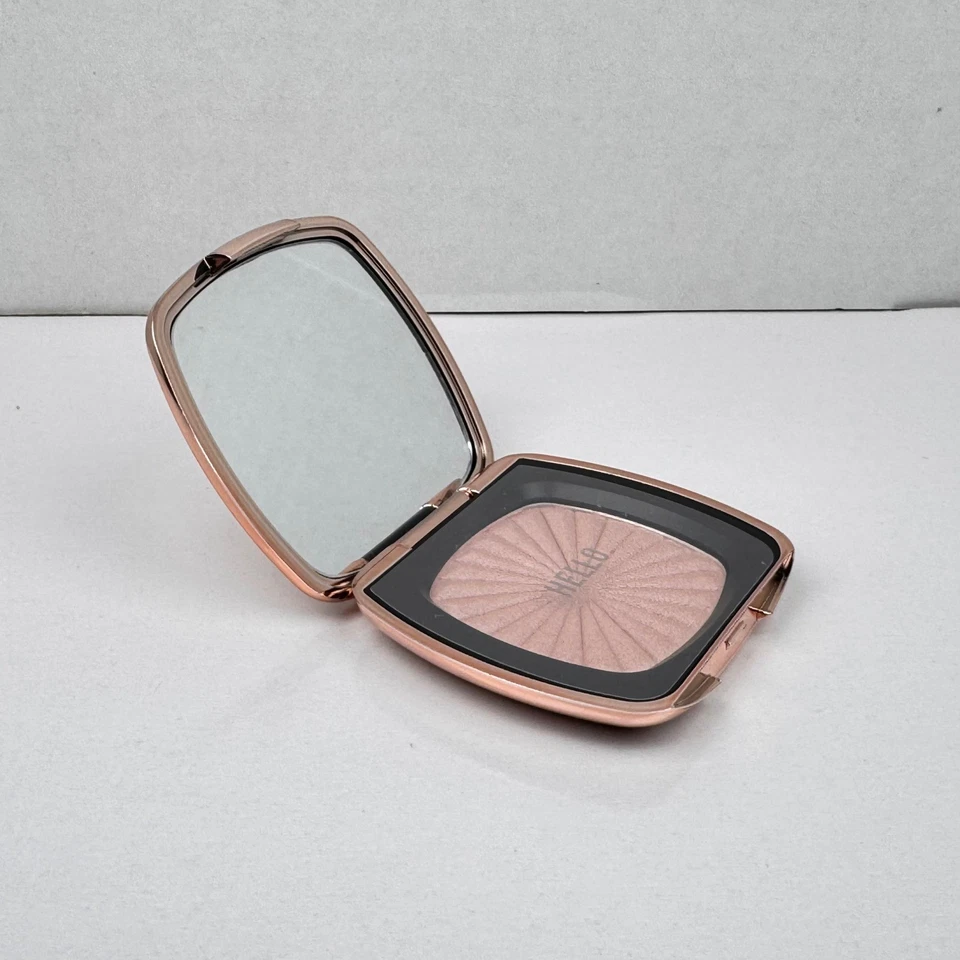 bareMinerals READY Luminizer The First Kiss Highlighter Makeup Compact - Image 3 of 4