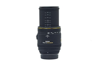 Sigma 70mm F2.8 DG Macro HSM   Nikon F   Makroobjektiv 1:1   Guter Zustand