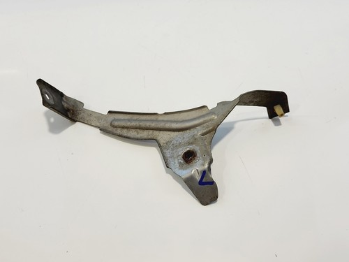 BMW E61 525D UL, Halter Seitenwand unten links, 51647161451, 51647161451