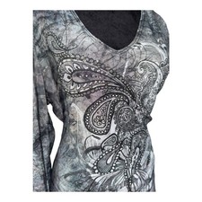 Y2K grungy/witchy/goth/fairy Tattoo design embellished Tye dye grey scale top L