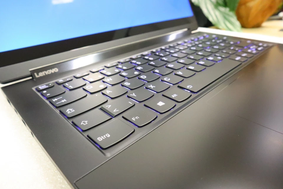 LENOVO YOGA 9i 4-in-1 CONVERTIBLE i7-QUAD UHD-HDR 1-2TB 16GB GAR SHADOW YOGA 9 - Bild 4 von 4