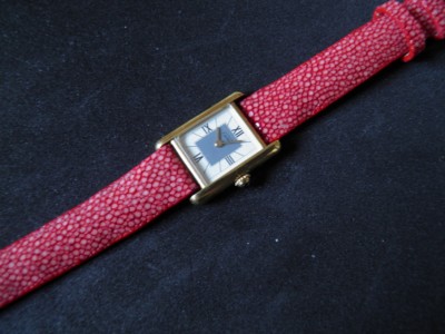 Bracelet pour montre toutes marques en cuir lisse rouge