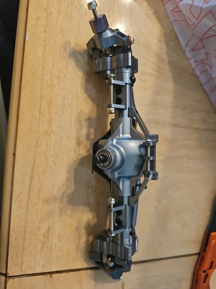 1/10 SCX10 I Heightened Scale Aluminum Alloy CNC Front Portal Axle  - Image 3 of 4