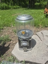 Beaver RB290 Gum Ball Machine No Stand No Lock And Key.