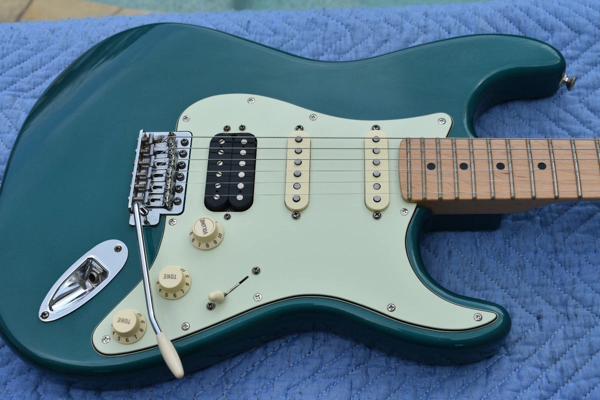 Fender Deluxe Stratocaster for sale | eBay