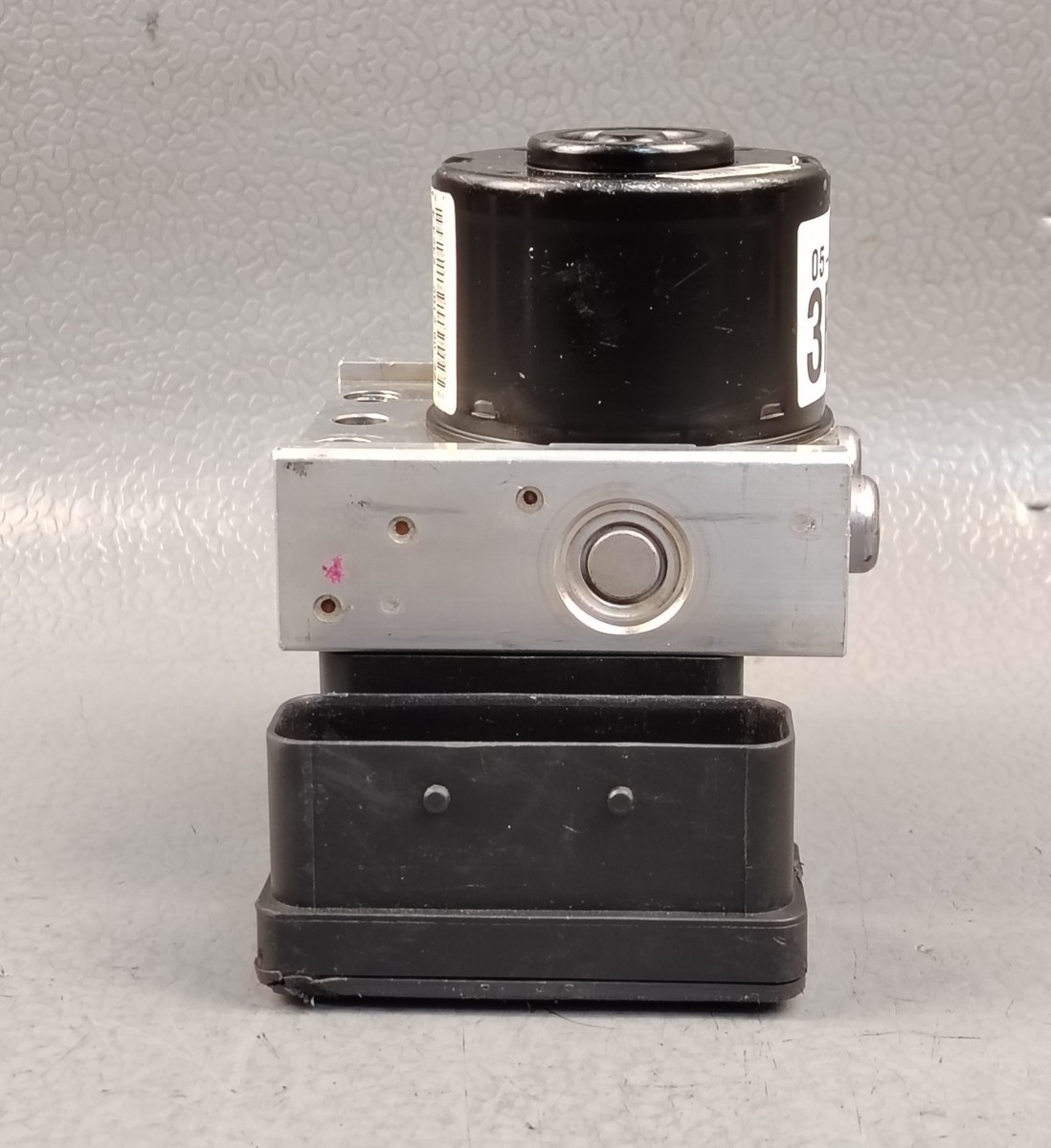 【P14546】L& MITSUBISHI LANCER OUTLANDER ABS ANTI BRAKE LOCK ACTUATOR MODULE