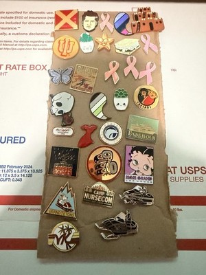 Lot of 31 Mixed Pinback Pins MGM Grand Caesars Grand Tetons Cartoon Event