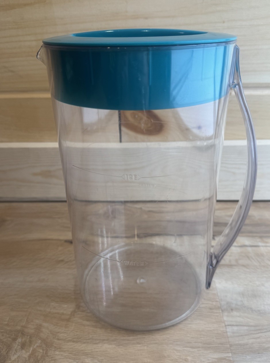 Tm1 Replacement 2 Quart Clear Pitcher With Teal Lid