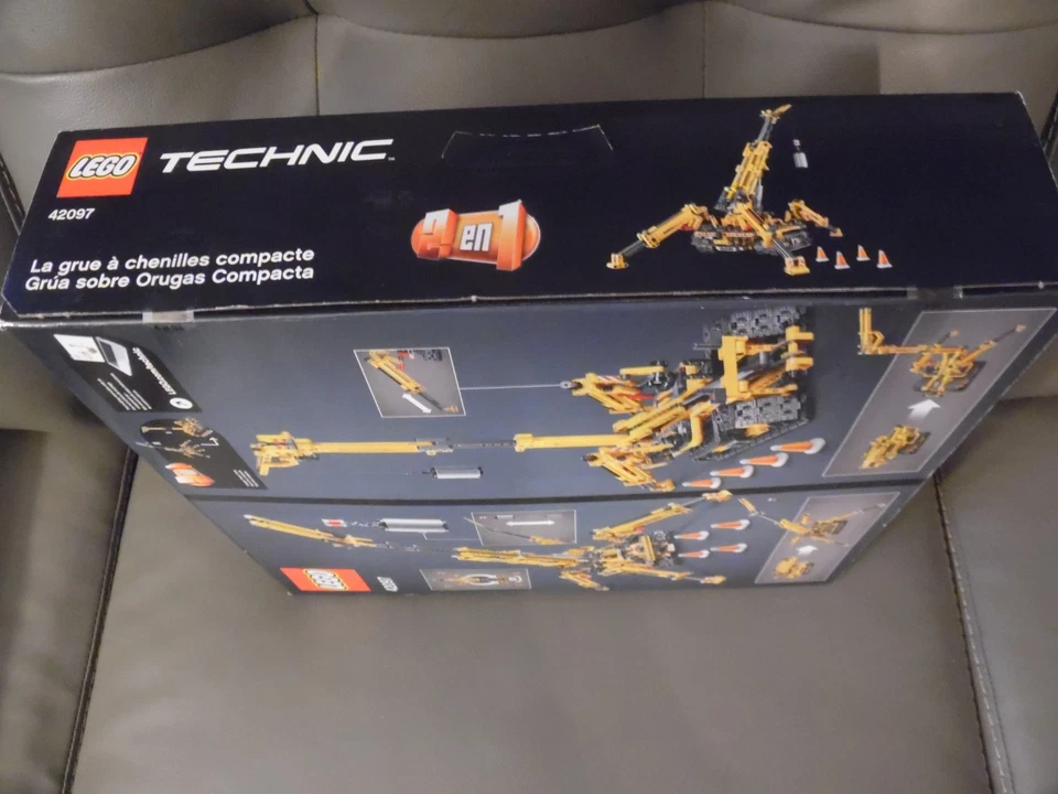 NEW LEGO TECHNIC 42097 : Compact Crawler Crane - Image 3 of 4