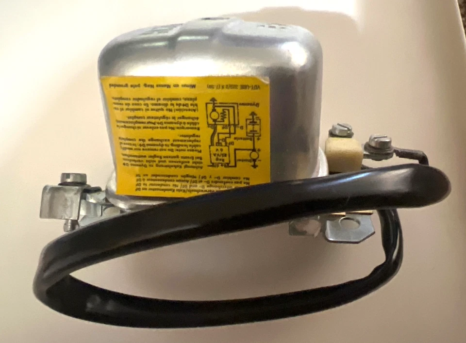 Regulador de voltaje Porsche 356C SC 1960-65 7V 50A BOSCH PARTE # 0190350030 alemán Foto 4 de 4