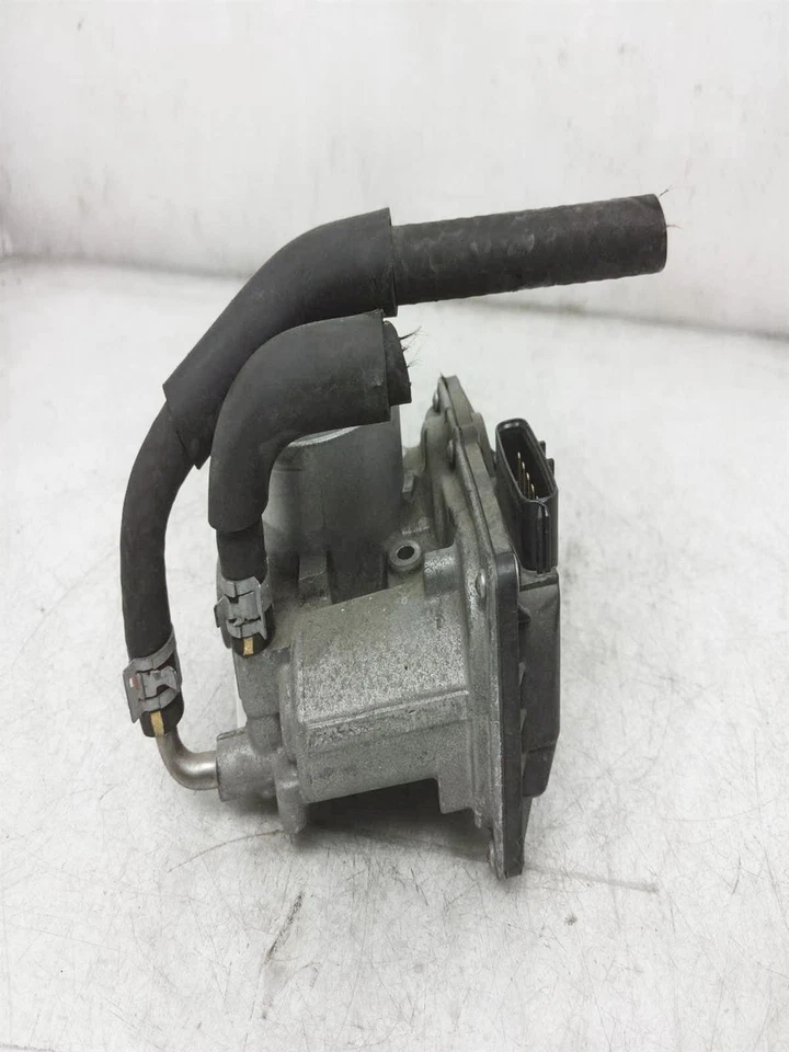 Lexus Es300h 2013-2018 2,5 L en cuerpo de válvula de acelerador sensor de control original 22030-0V050 Foto 3 de 4