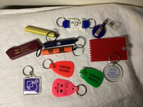 GM (General Motors) UAW Lot Of 12 Keychains, Flashlights, Lanyard, Ice Scraper - Picture 2 of 2
