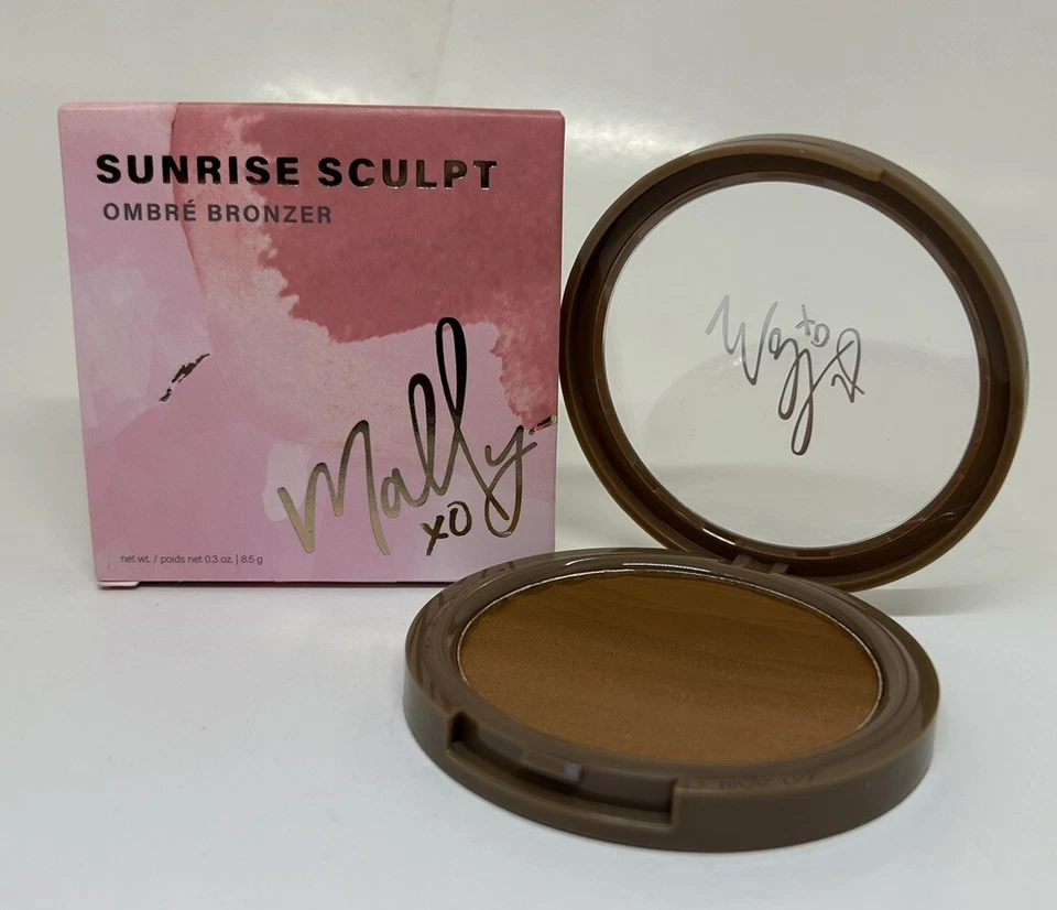 Mally Sunrise Sculpt Ombre Bronzer Shimmer Matte Deeper W/Full Face Powder Brush - Image 2 of 4