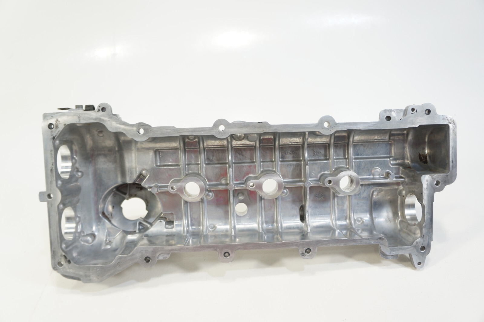2014-2019 maserati ghibli 3.0l v6 LEFT DRIVER SIDE engine valve cylinder cove