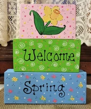 RUSTIC DISTRESSED 3 Pc Welcome Spring WOOD BLOCK Shelf Sitter SET Daffodil