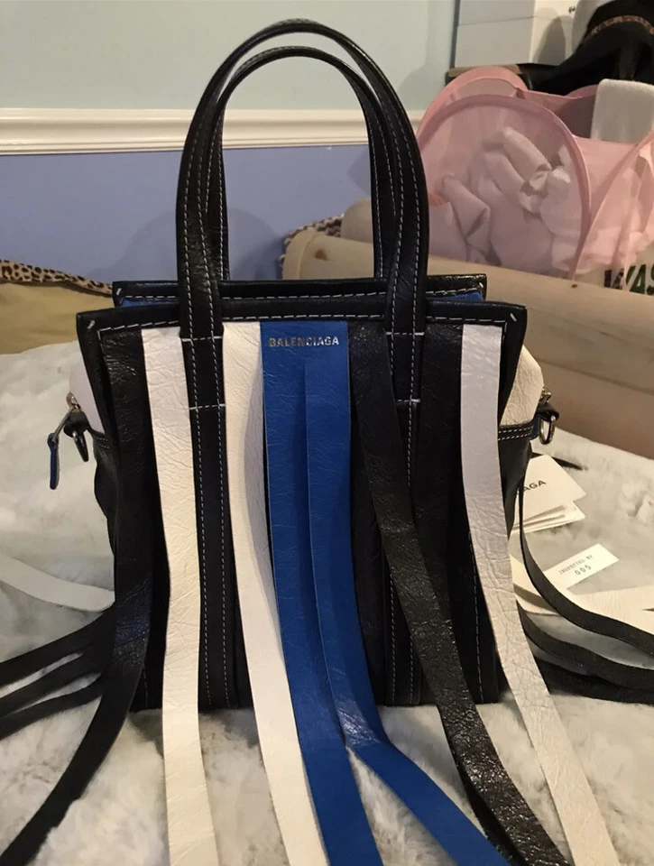 Bolso de Mano Balenciaga Pequeño Multicolor Cuero Bazar Flecos - Estado Auténtico Foto 2 de 4