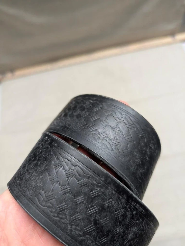 Vintage CABELAS Hebilla Cinturón WESTERN Cuero Negro 38 Pu Revestimiento Vaquero Funda Foto 3 de 4