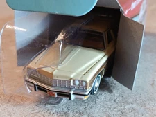 AUTO WORLD 1/64, 1975 Buick Estate Wagon, SAND BEIGE - Loose w/Box! MINT