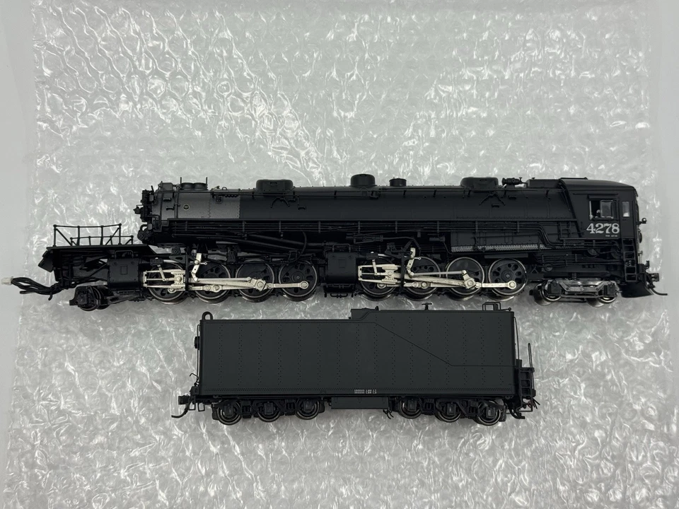 HO Intermountain Southern Pacific 4-8-8-2 Cab Forward Locomotive SP Does Not Run - Image 2 of 4