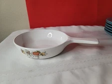 Corning Ware Spice of Life Le Persil P-83-B 6 1/2 Inch Pan.