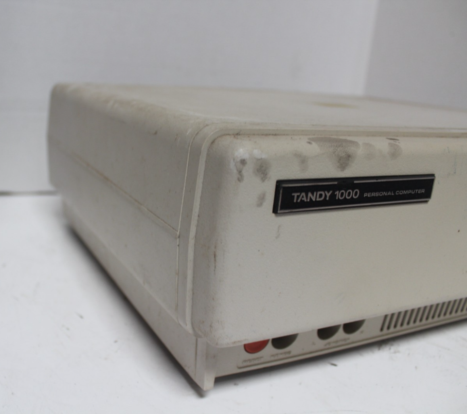 Vintage Tandy 1000 Personal Computer 25-1000A *Powers on | eBay