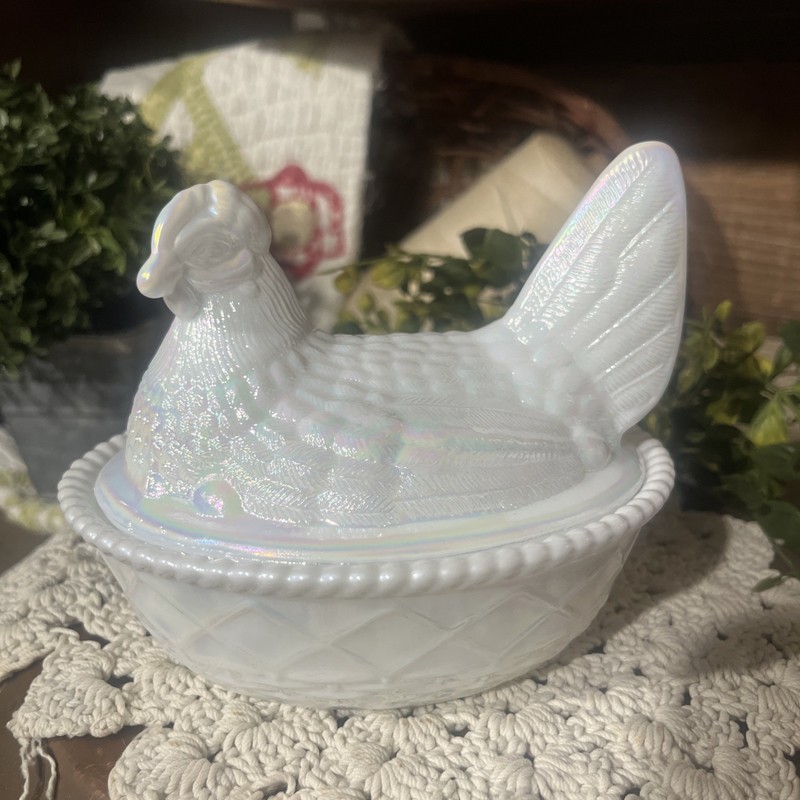 NEWLY released, Rosso Mother of Pearl  5.5" hen on nest,Mosser, Westmorland mold