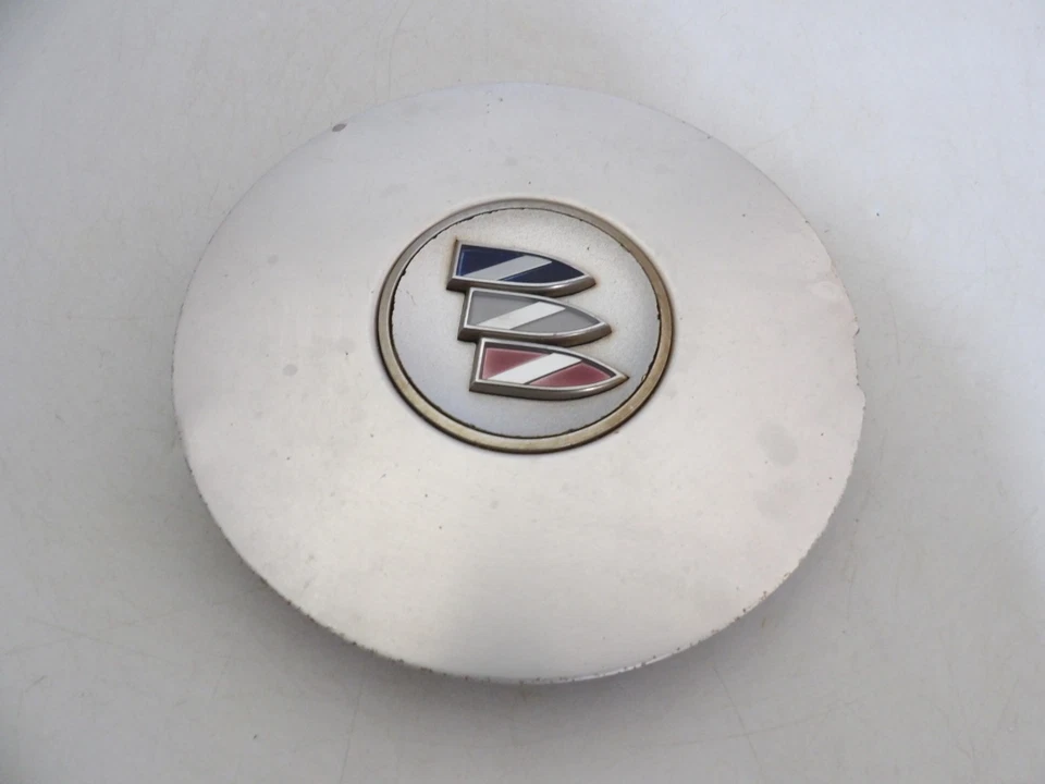 Buick Century Regal 1997 1998 1999 2000 2001 2002-2005 tapa central mecanizada OEM Foto 4 de 4