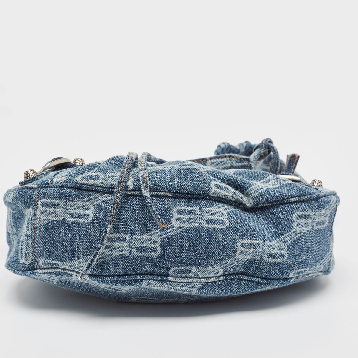 送料込 BALENCIAGA LE CAGOLE XS SHOULDER BAG BB MONOGRAM Balenciaga Le Cagole XS BB Monogram Denim Shoulder Bag